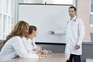 Un estudio con ratas sugiere que la luz de noche podría afectar a la terapia contra el cáncer de mama