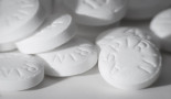 La aspirina en dosis baja podría reducir el riesgo de un cáncer de mama común en un 20 por ciento