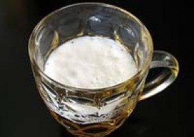 Moderate alcohol intake is associated with a lower risk of kidney cancer  