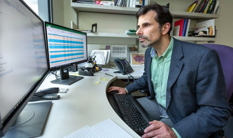 Artificial intelligence and non-small cell lung cancer