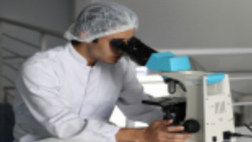 El ensayo de fase 1 evalúa si el trasplante de microbiota fecal afecta a los pacientes de cáncer resistentes a la inmunoterapia