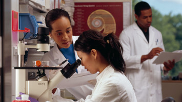 Científicos desarrollan un nuevo tipo de fármaco contra el cáncer con potencial para tratar la leucemia