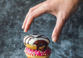 Glucose control is a key factor for reduced cancer risk in obesity and type 2 diabetes