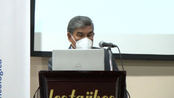 Situación de cáncer en Bolivia: Mirando hacia el futuro ( Dr. William Torres Tordoya - Senador Estado Plurinacional de Bolivia )