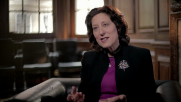 Adjuvant therapy in early stage ER-positive, HER2 - invasive breast cancer ( Dr Hope Rugo - UCSF Carol Franc Buck Breast Care Center, San Francisco, USA )